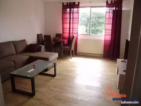 studio 1 pièce 35 m²