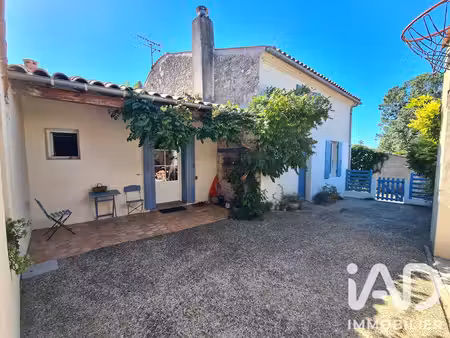 maison de village à saint-sulpice-d’arnoult (17250)