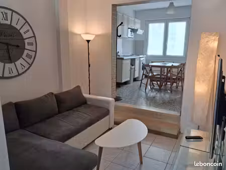 appt de 32m² meublé et équipé vaisselle