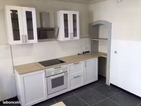 maison de ville 72 m² – 2 chambres + combles – centre de val de briey