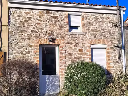 a louer - maison de village 56m2- 2 chambres-gorges