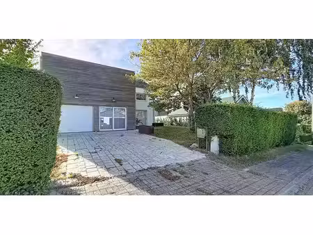 villa à louer à vossem pour € 2.750 avec 4 chambres à coucher