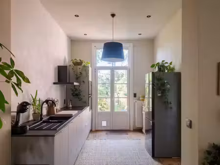 maison prête à emménager avec beaucoup de lumière et un mag