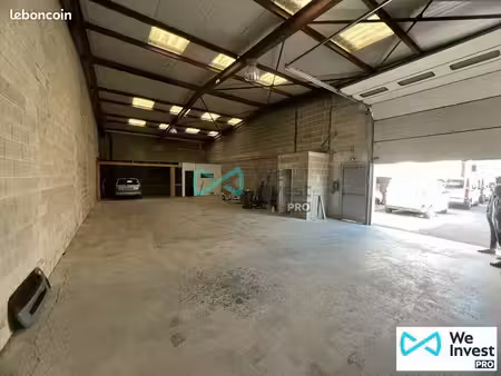 local d'activite 215 m² champfleury