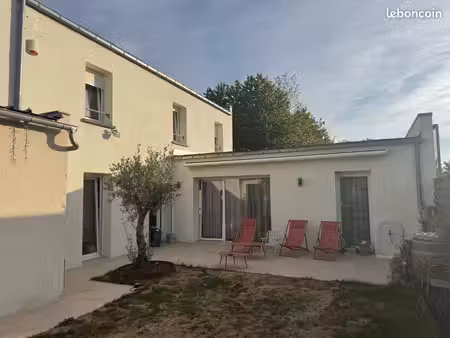 maison 107 m² – 3 chambres – jardin & double garage – reims