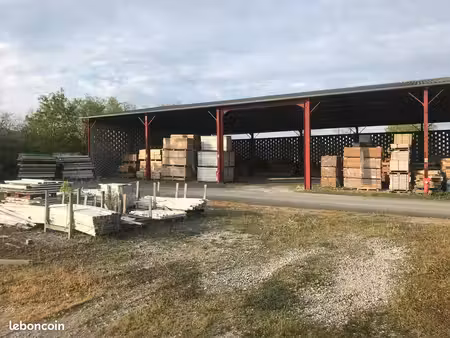 location hangar agricole ?? de 600m2 sur un terrain de 1800m2