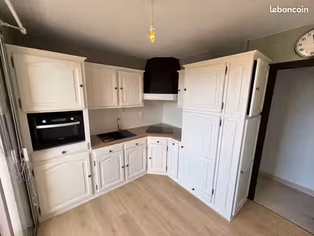 maison/appartement indépendant 85 m² – 1 chambre + 2 bureaux – garage & sous-sol - cholet