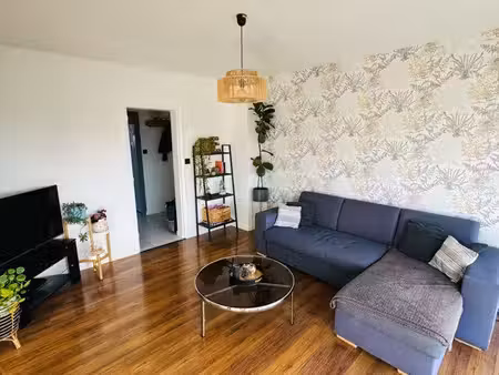 appartement t2/ pouvant être t3 bagneux