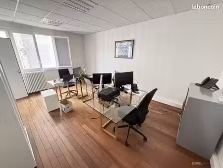 bureaux 320 m² nantes