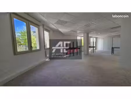 bureaux 326 m² saint-nazaire