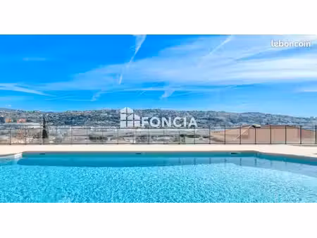 hauteurs st laurent du var - appartement 2 pièces 43.74m2 - parking - piscine -loué