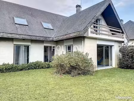 propriété 7 pièces 156 m²