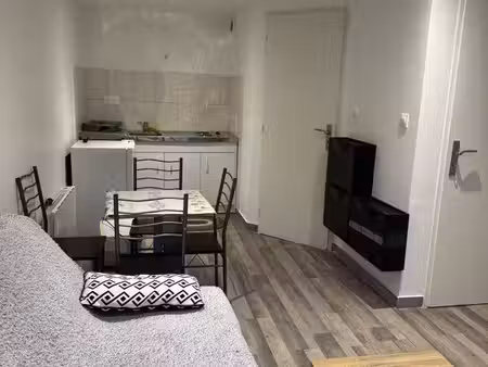 studio neuf à franois meublée tous équipés