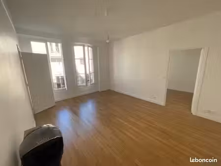 appartement 2 pièces - rue cardinet 45m2 refait à neuf