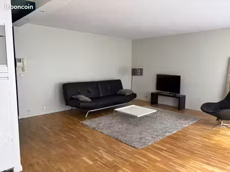 bail meublé 70m2   2 ch/1 parking