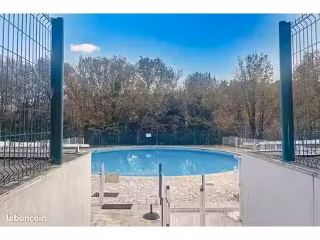 studio résidence avec piscine