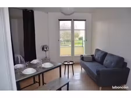 à louer – t2 meublé 32 m² avec balcon – 750 avec charges - villeneuve-saint-georges