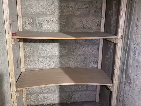 cave saine 2 m² – ascenseur sans marche – pont de saint-cloud