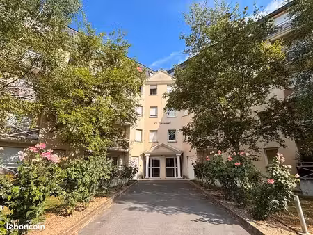 studio 1 pièce 29 m²