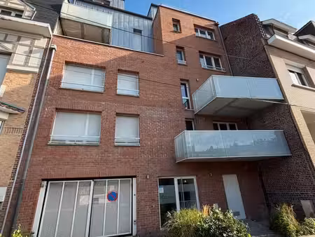 appartement t3 57 m² clémenceau/hippodrome proche croisé laroche + parking privatif