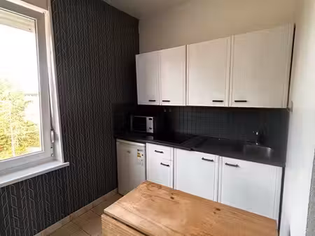 appartement  studio t1 18m2 meublé  à 400m du métro fives