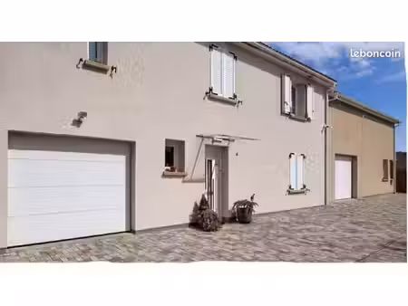 maison individuelle 120m2 plus annexe de 48m2