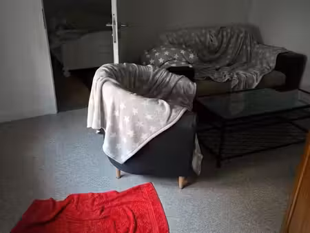 appartement rdc modulable 1 ou 2 chambres-proche de toutes commodités. es