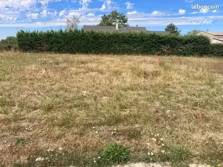 terrain constructible viabilisé