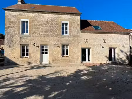 maison en pierre rénovée de 105m²
