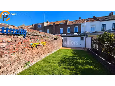 maison 5 pièces 82 m²