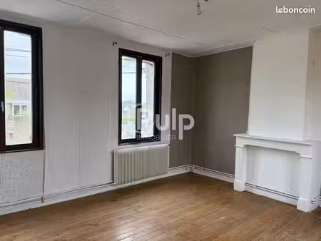 maison 6 pièces 85 m²