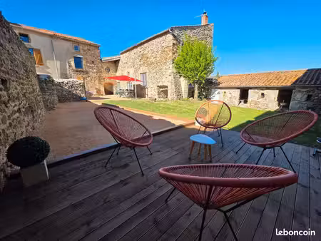 ensemble de maison rénovées
