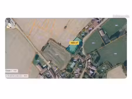 terrain constructible viabilisé 1 600m2