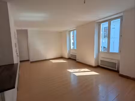 appartement t3 - st esprit