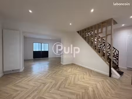 maison 10 pièces 230 m²