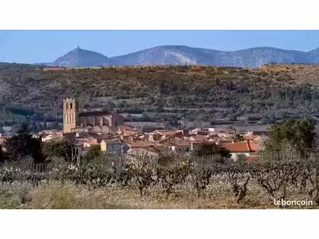 terrain 775 m² baixas