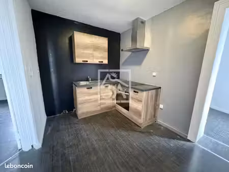immeuble 8 pièces 211 m²