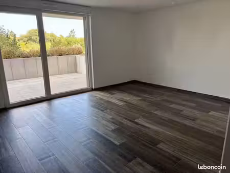 studio 1 pièce 35 m²