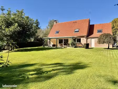 maison 6 pièces 136 m²