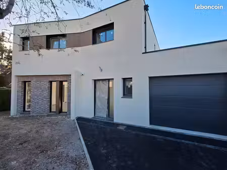 maison contemporaine / anzin saint aubin