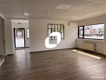 bureau 435 m²