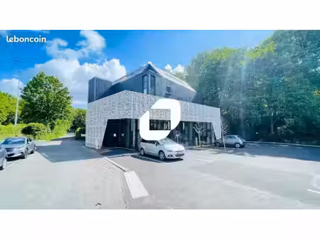 bureaux 235 m²