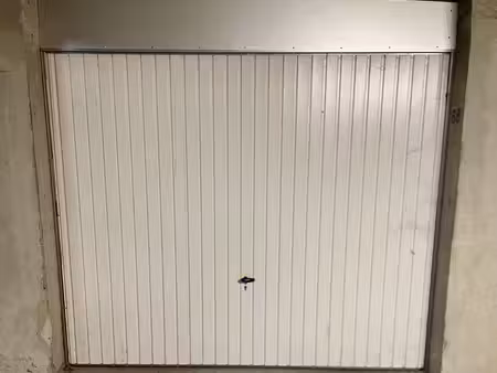 parking / garage