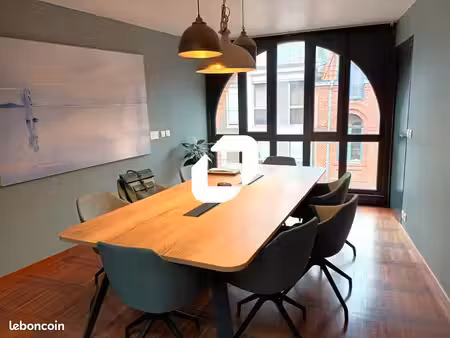 bureaux 190 m²