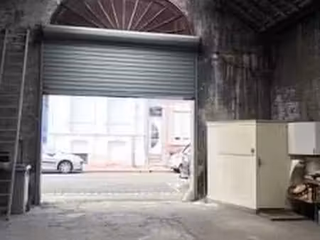 hangar 115 m² calais