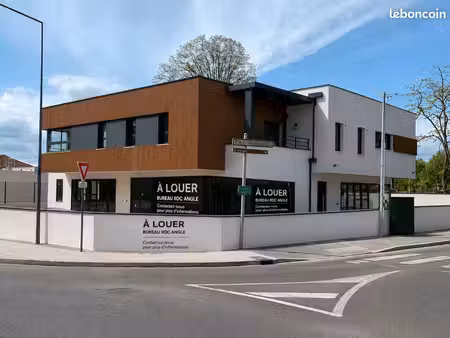 bureaux premium 170 m² + stockage + 4 parkings – lons / pau