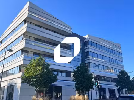 local commercial 468 m²