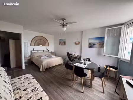 studio 1 pièce 35 m²