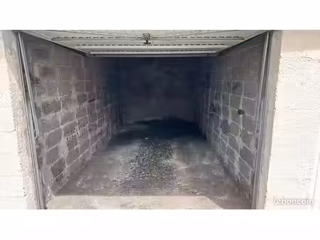 particulier vds lot garage