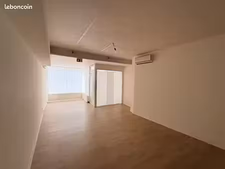 local commercial